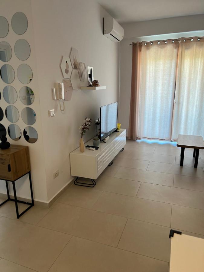 Apartment Artemis Himare Exterior photo