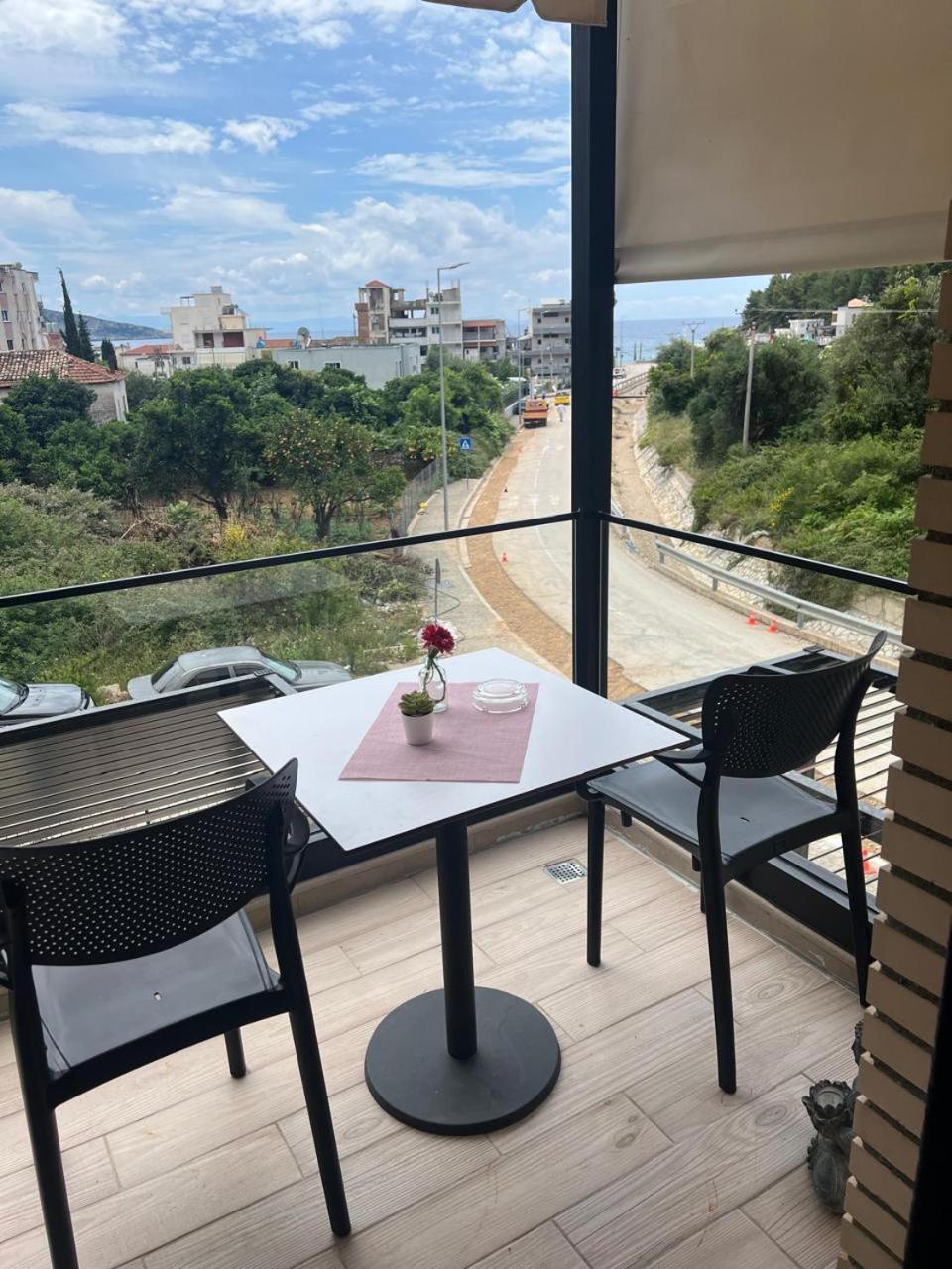 Apartment Artemis Himare Exterior photo